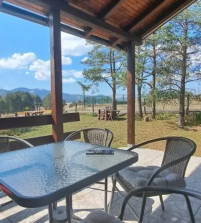 Kuca Carolija Holiday home *
