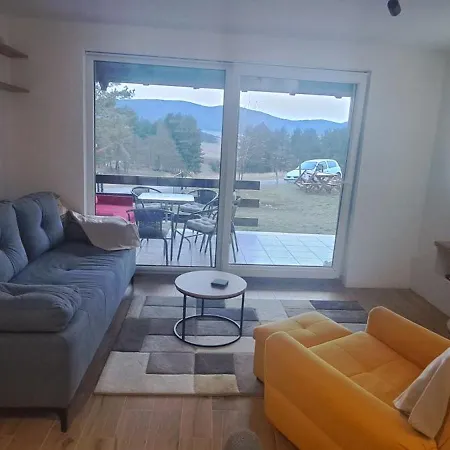 Kuca Carolija Holiday home Zlatibor